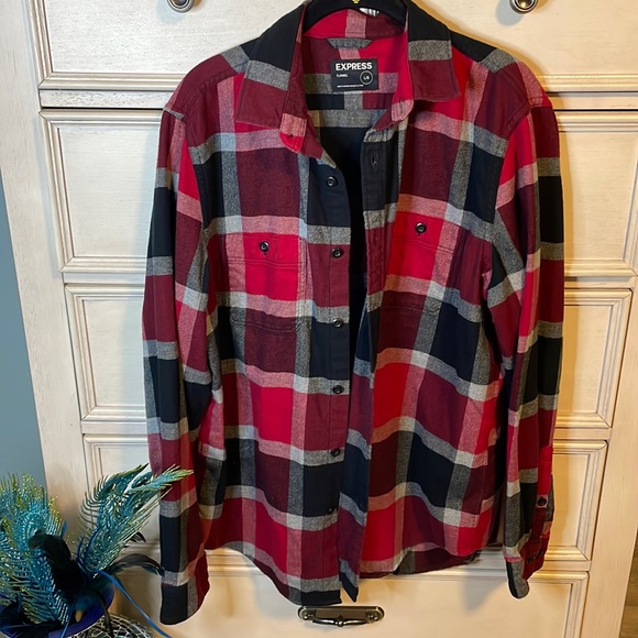 Men’s express red/navy button down casual flannel large - Picture 1 of 8